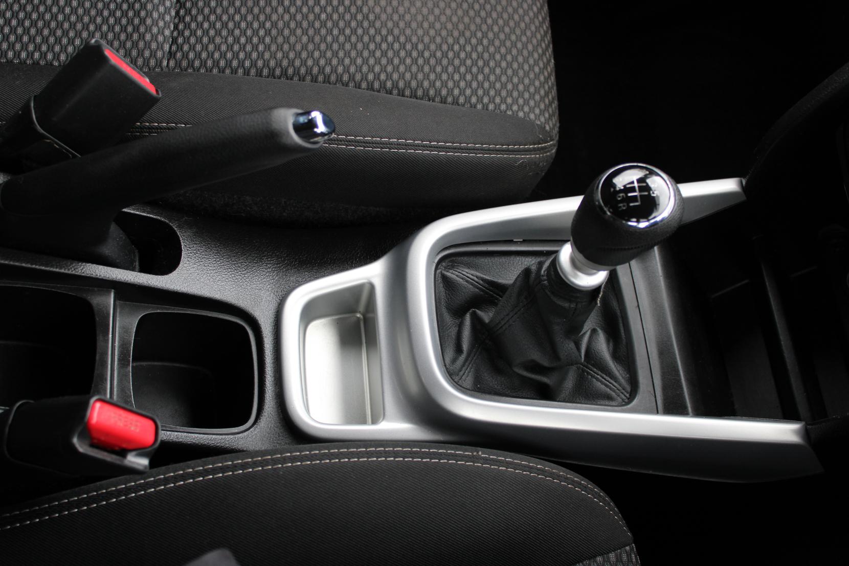 Suzuki Vitara 1.6 DDiS SZ-T SUV 5dr Diesel Manual Euro 6 (s/s) (120 ps)