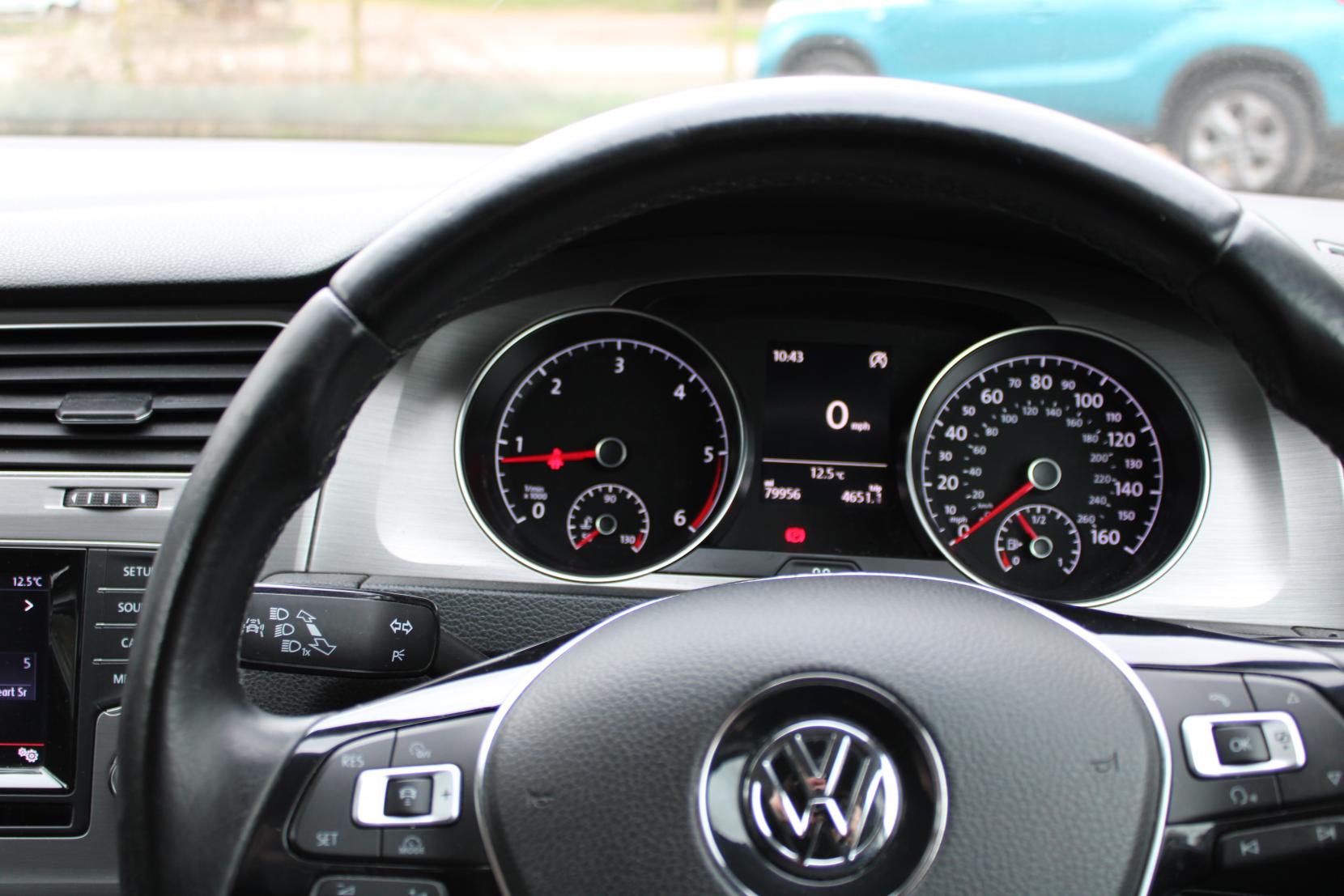 Volkswagen Golf 1.6 TDI BlueMotion Tech SE Estate 5dr Diesel Manual Euro 5 (s/s) (105 ps)