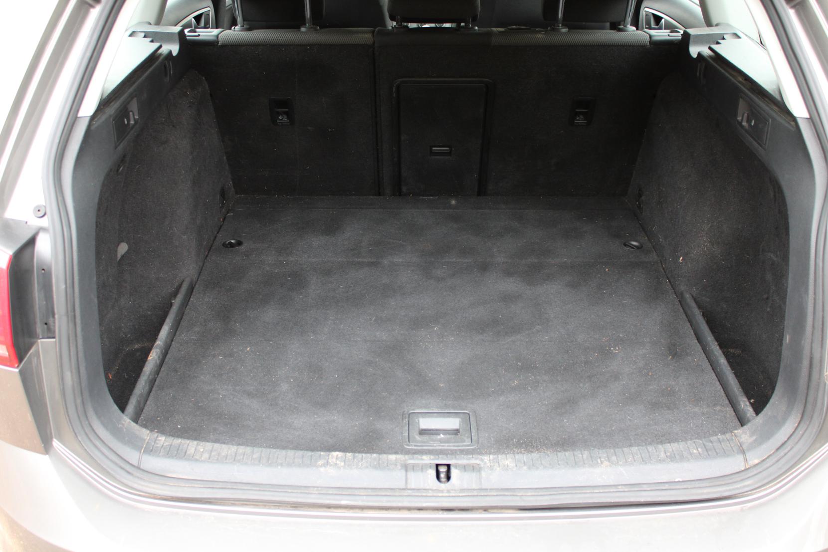 Volkswagen Golf 1.6 TDI BlueMotion Tech SE Estate 5dr Diesel Manual Euro 5 (s/s) (105 ps)