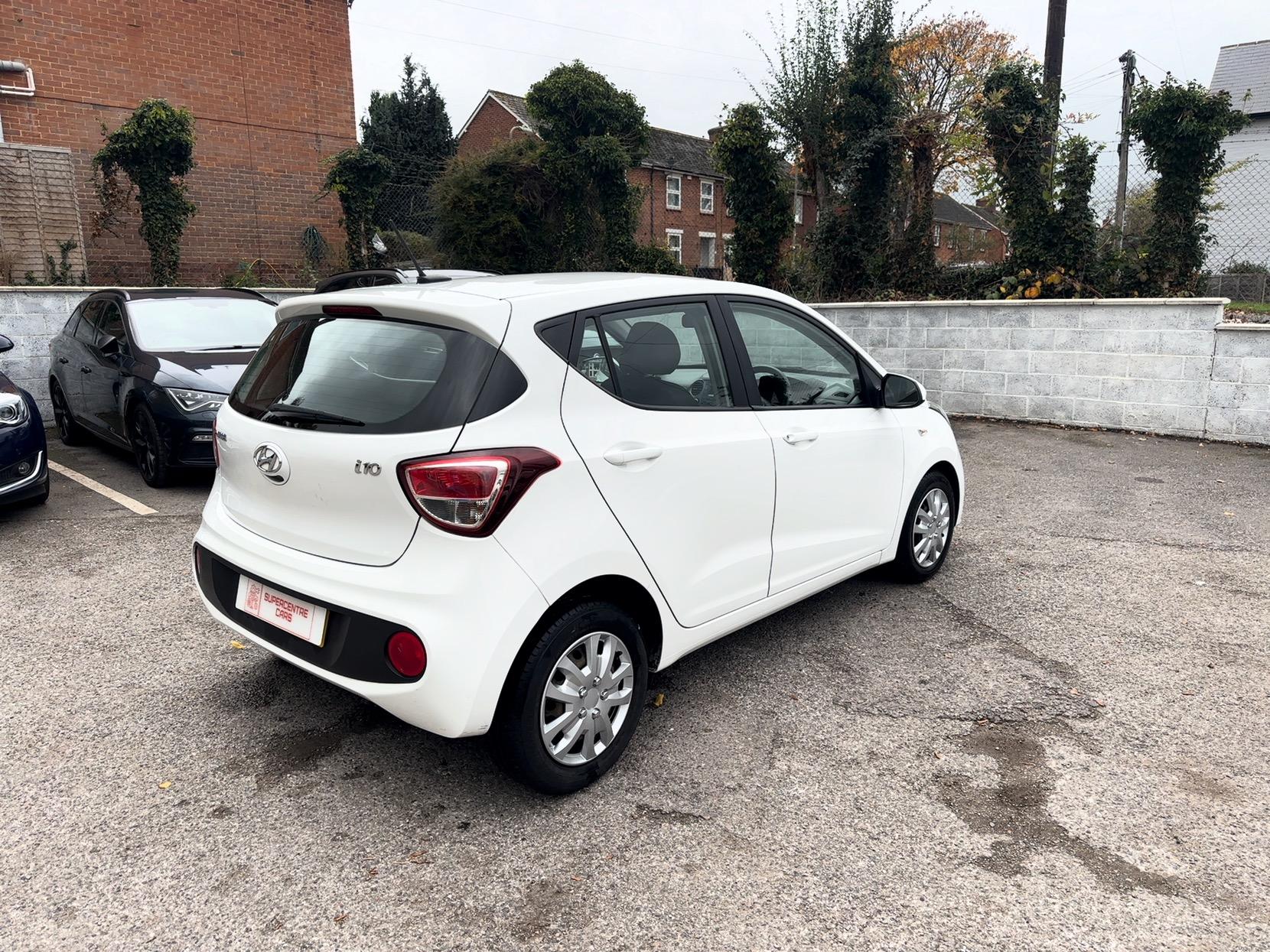 Hyundai i10 1.2 SE Hatchback 5dr Petrol Manual Euro 6 (87 ps)