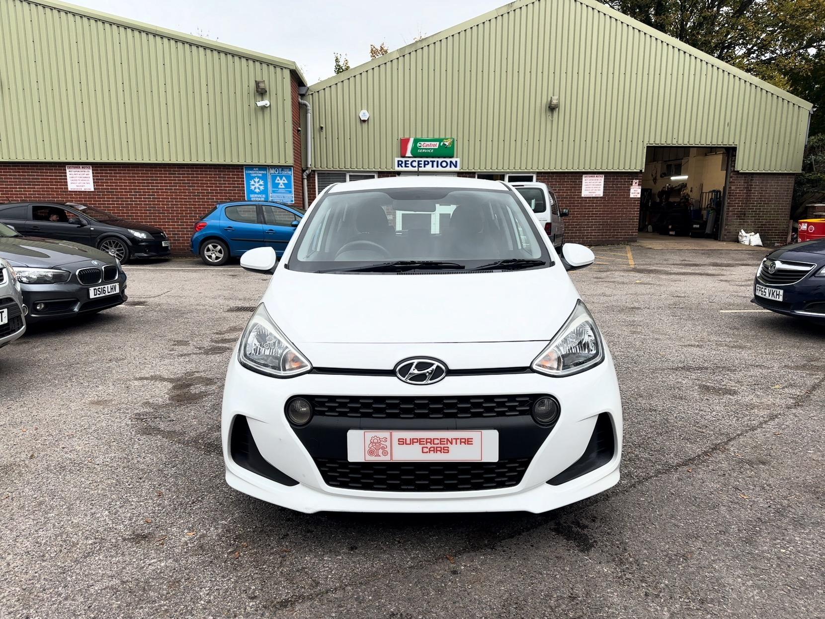 Hyundai i10 1.2 SE Hatchback 5dr Petrol Manual Euro 6 (87 ps)