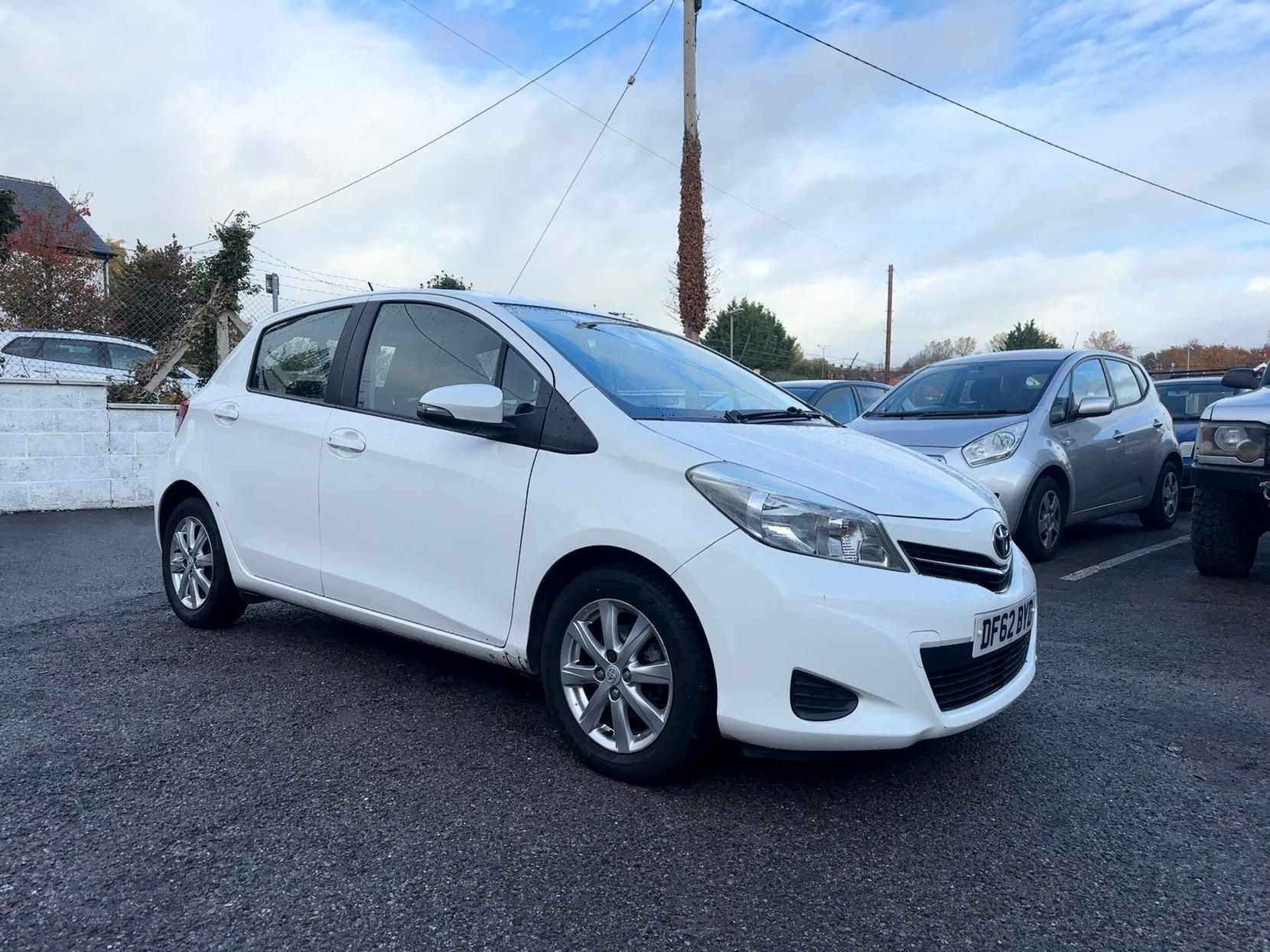 Toyota Yaris 1.33 Dual VVT-i TR Hatchback 5dr Petrol Multidrive S Euro 5 (101 ps)