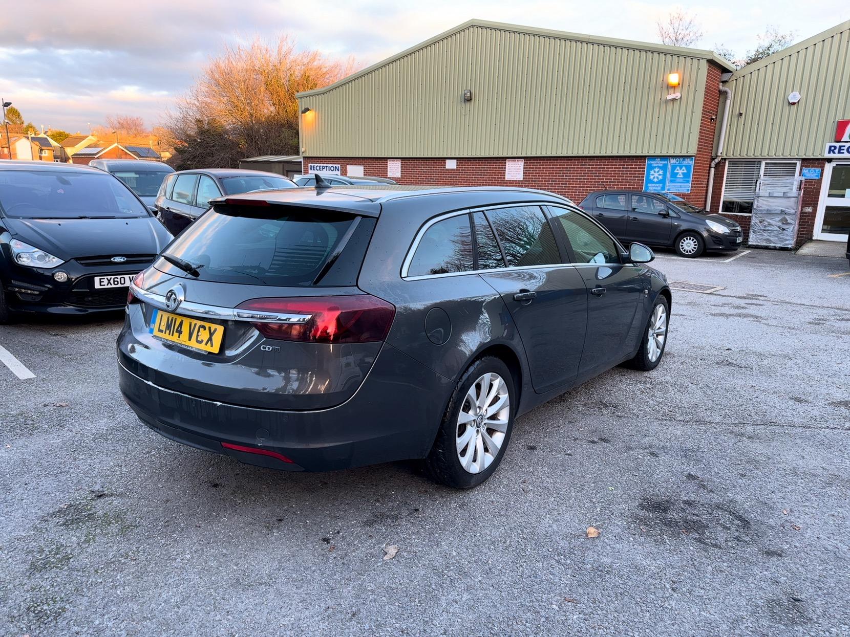 Vauxhall Insignia 2.0 CDTi ecoFLEX Elite Nav Sports Tourer 5dr Diesel Manual Euro 5 (s/s) (163 ps)