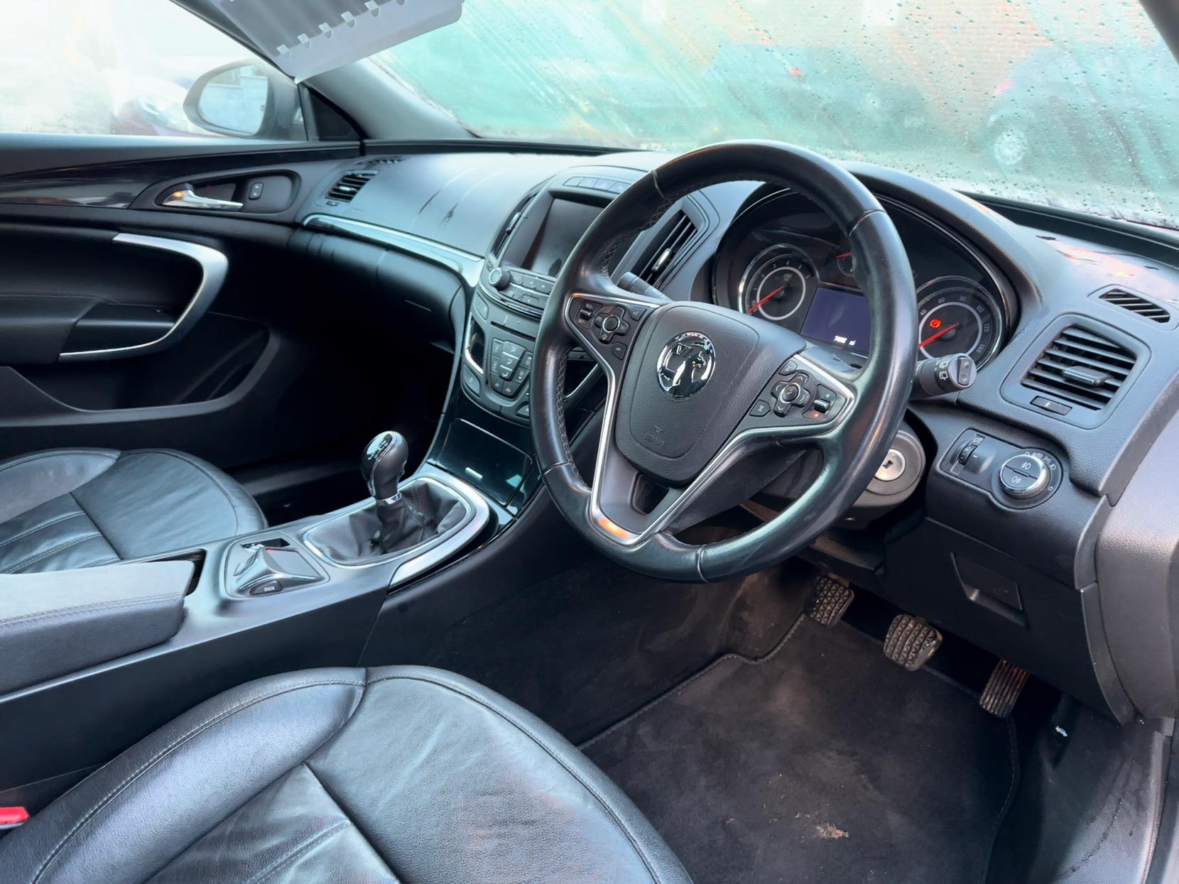 Vauxhall Insignia 2.0 CDTi ecoFLEX Elite Nav Sports Tourer 5dr Diesel Manual Euro 5 (s/s) (163 ps)