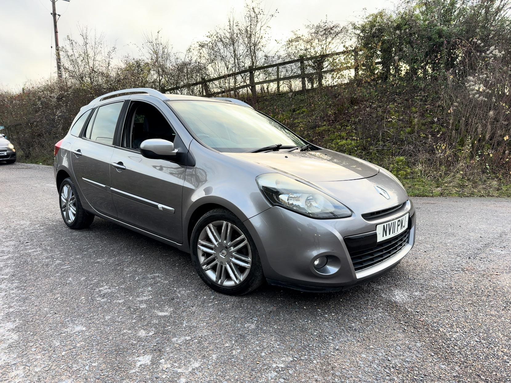 Renault Clio 1.5 dCi GT Line TomTom Sport Tourer 5dr Diesel Manual Euro 5 (88 ps)