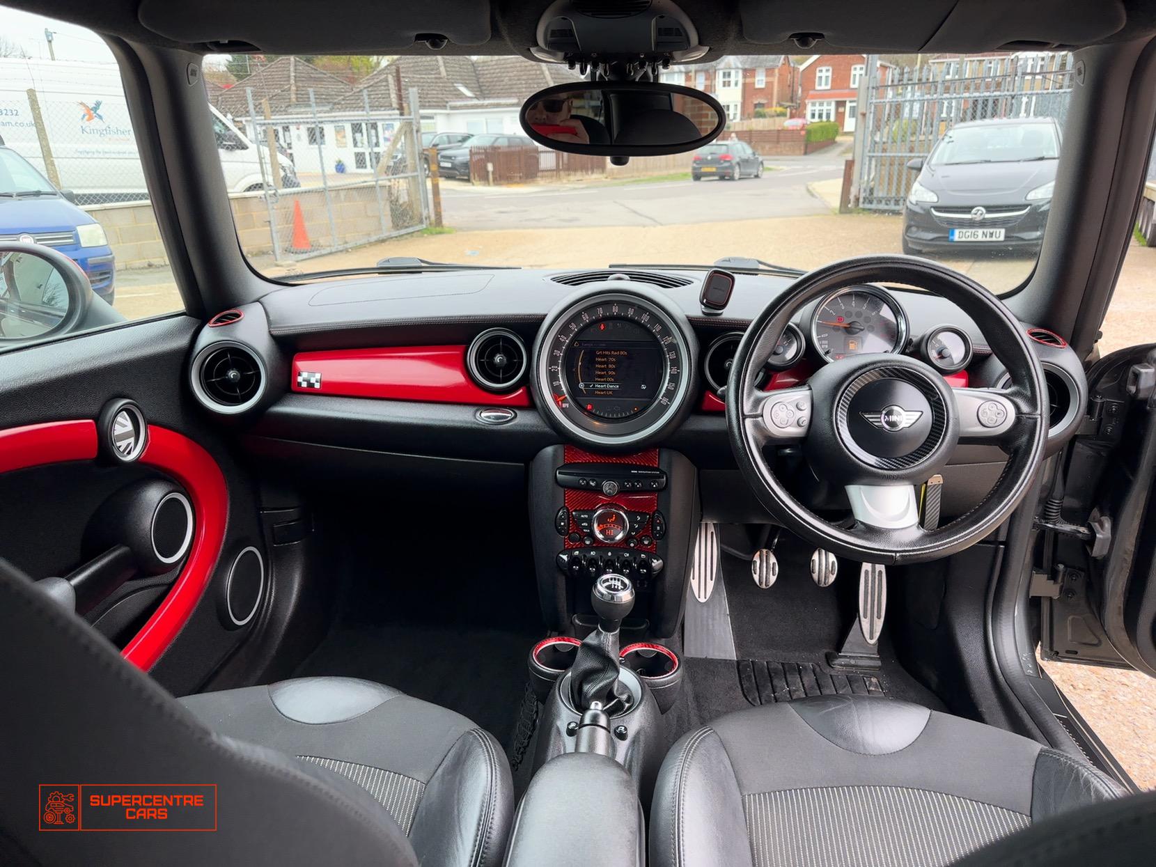 MINI Hatch 1.6 John Cooper Works Hatchback 3dr Petrol Manual Euro 5 (211 ps)
