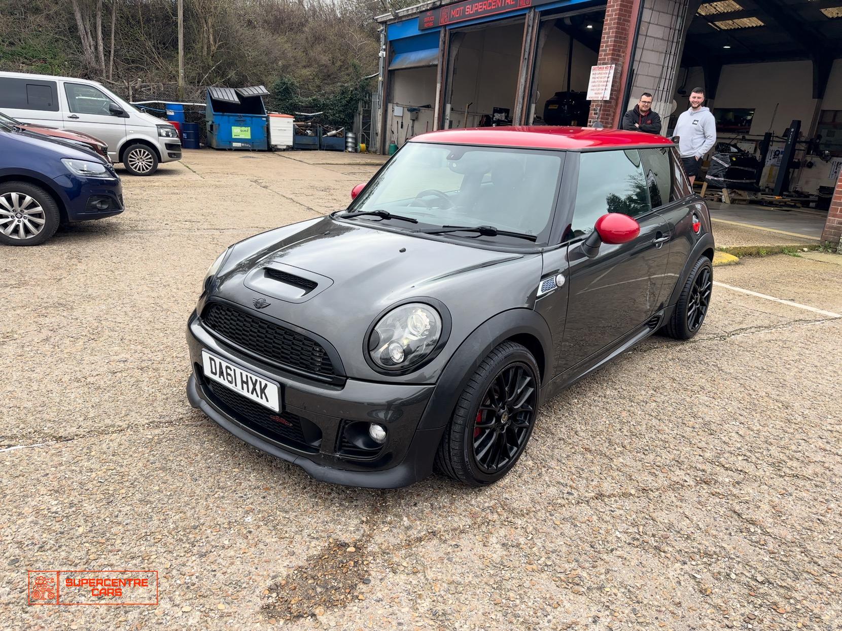 MINI Hatch 1.6 John Cooper Works Hatchback 3dr Petrol Manual Euro 5 (211 ps)