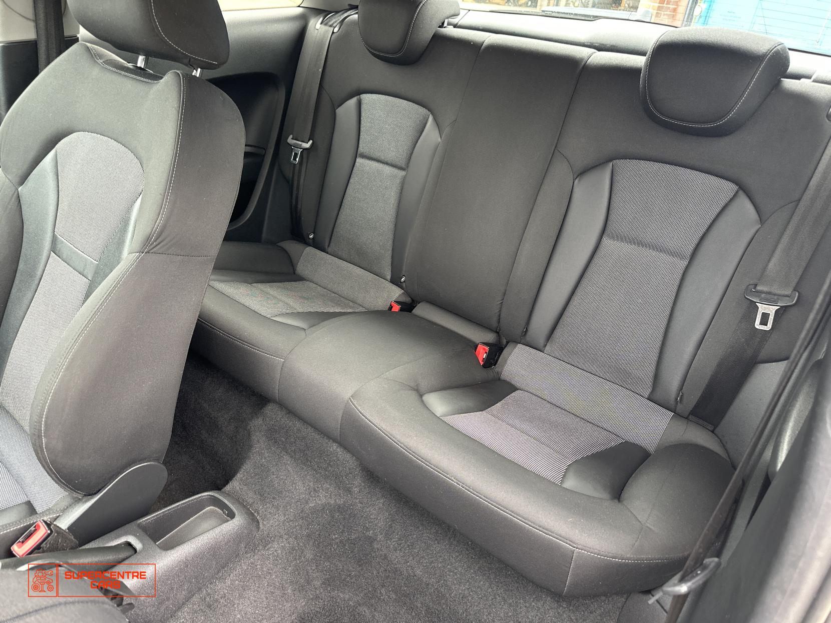 Audi A1 1.6 TDI Sport Hatchback 3dr Diesel Manual Euro 5 (s/s) (105 ps)