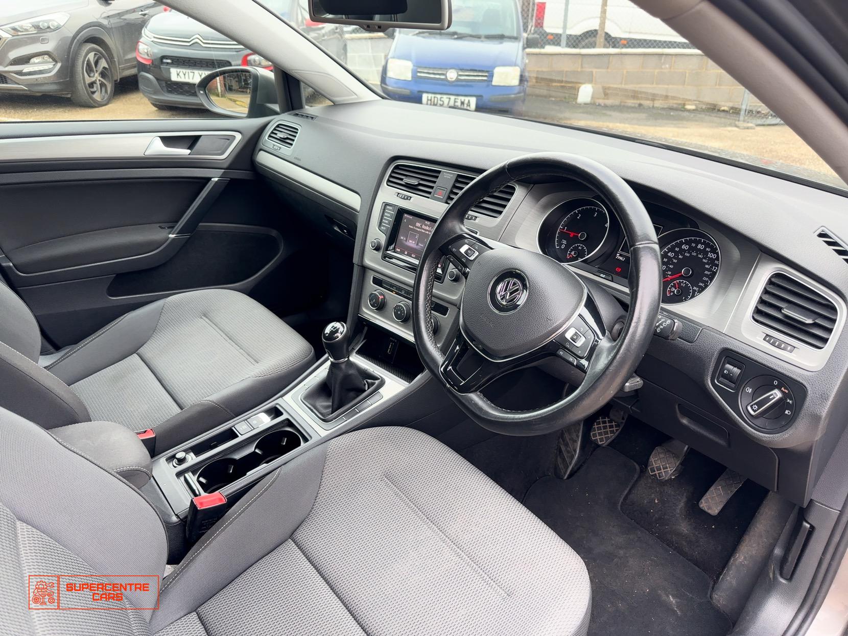 Volkswagen Golf 1.6 TDI BlueMotion Tech SE Estate 5dr Diesel Manual Euro 5 (s/s) (105 ps)