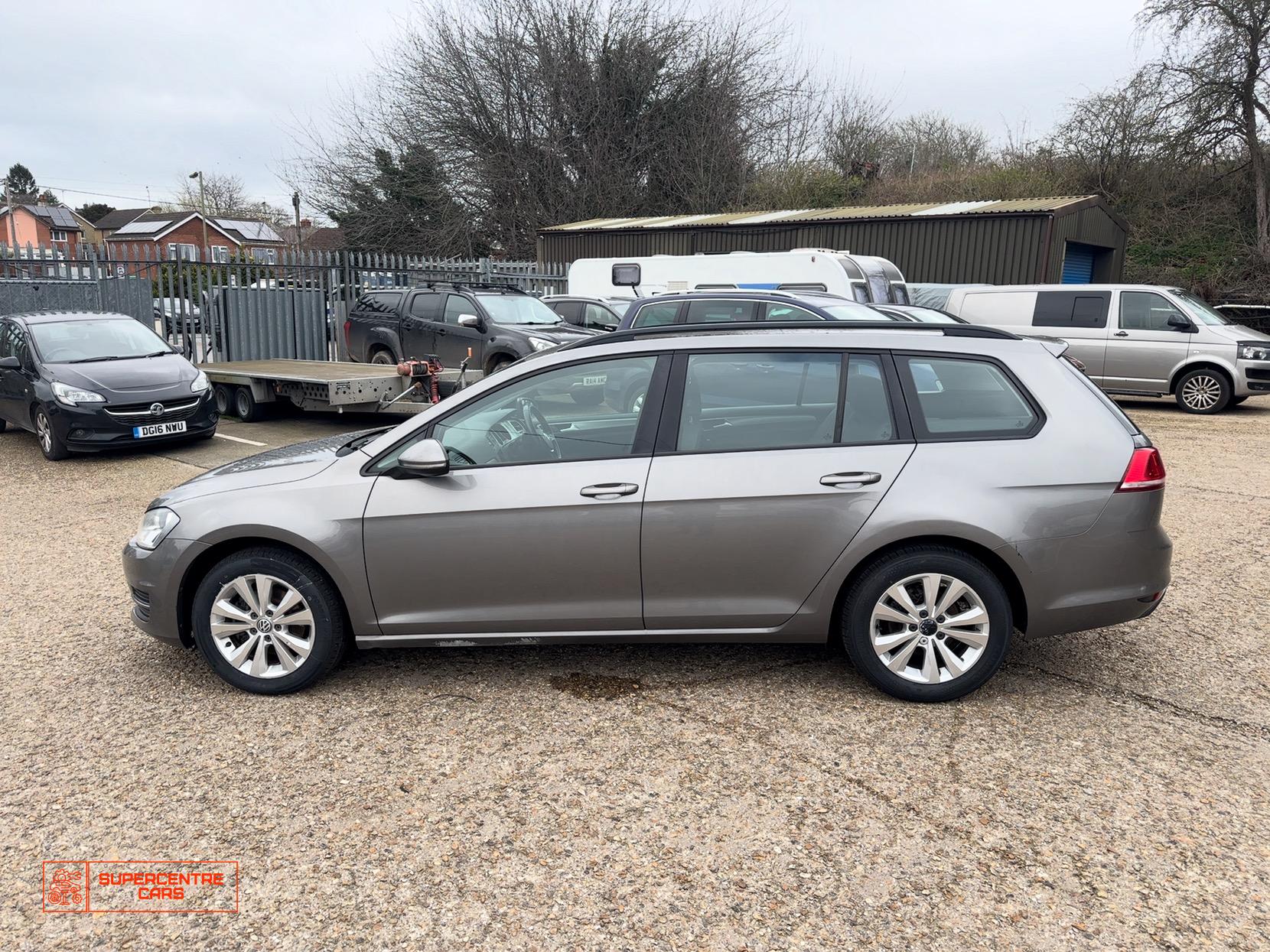 Volkswagen Golf 1.6 TDI BlueMotion Tech SE Estate 5dr Diesel Manual Euro 5 (s/s) (105 ps)