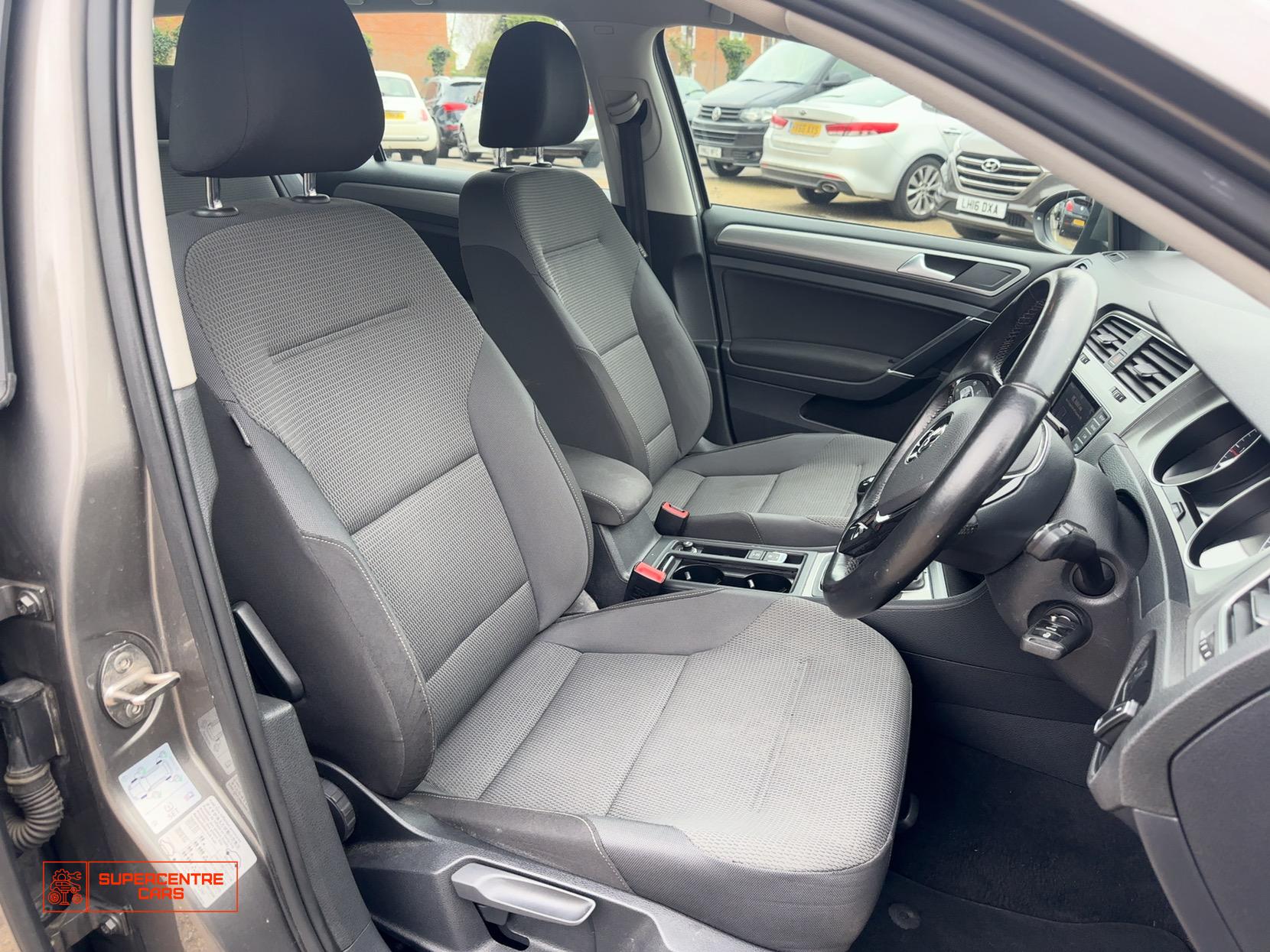 Volkswagen Golf 1.6 TDI BlueMotion Tech SE Estate 5dr Diesel Manual Euro 5 (s/s) (105 ps)