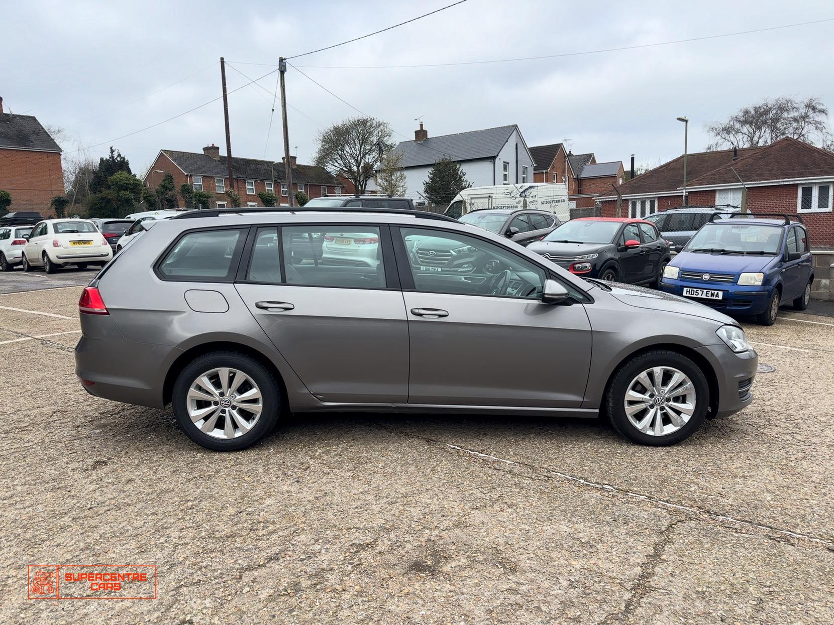 Volkswagen Golf 1.6 TDI BlueMotion Tech SE Estate 5dr Diesel Manual Euro 5 (s/s) (105 ps)