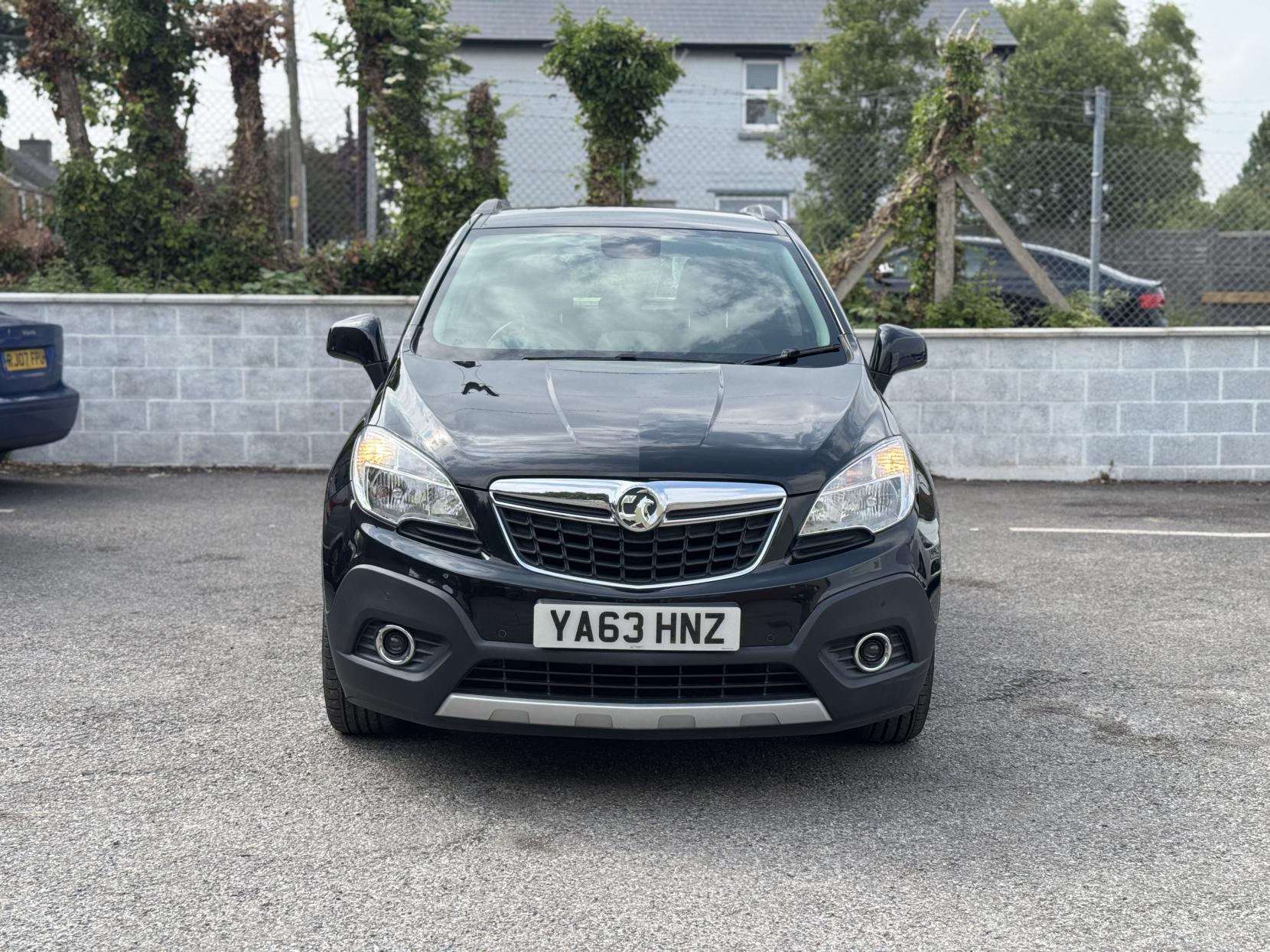 Vauxhall Mokka 1.6 Tech Line SUV 5dr Petrol Manual 2WD Euro 5 (s/s) (115 ps)
