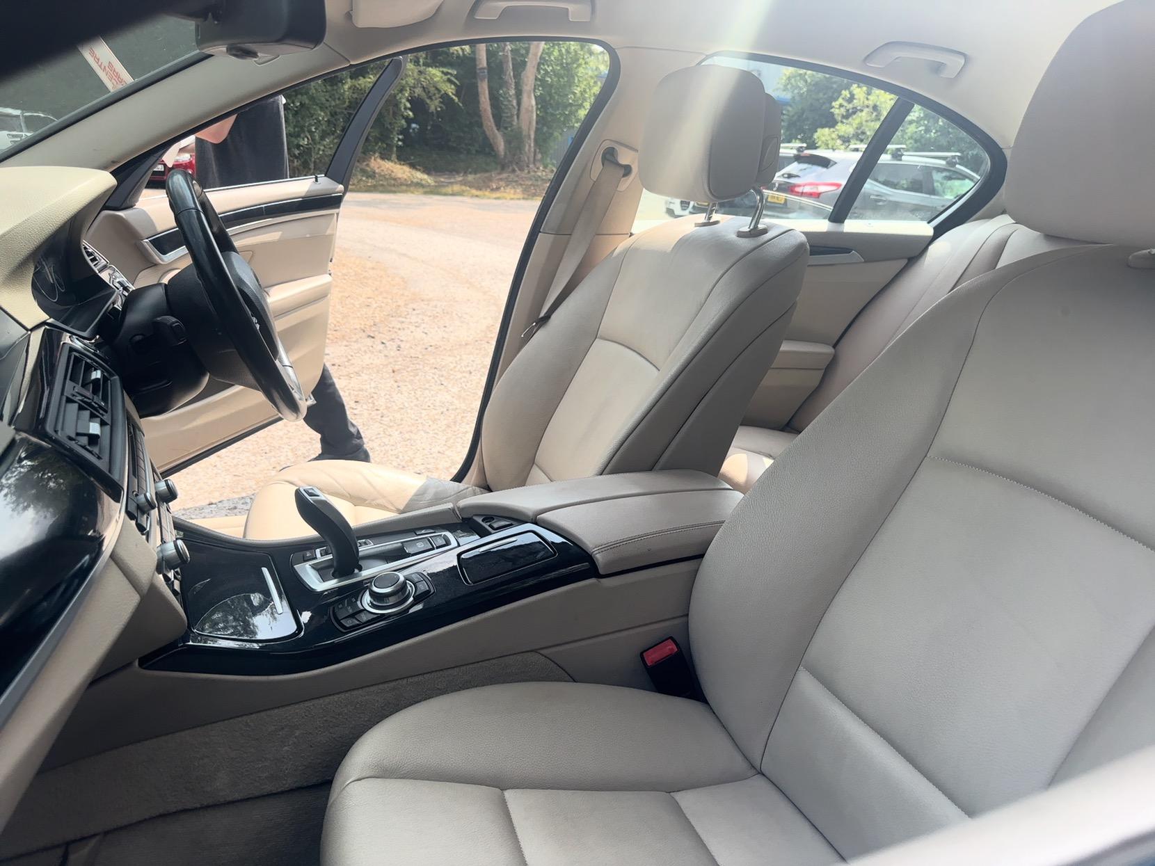 BMW 5 Series 2.0 520d SE Saloon 4dr Diesel Steptronic Euro 5 (s/s) (184 ps)